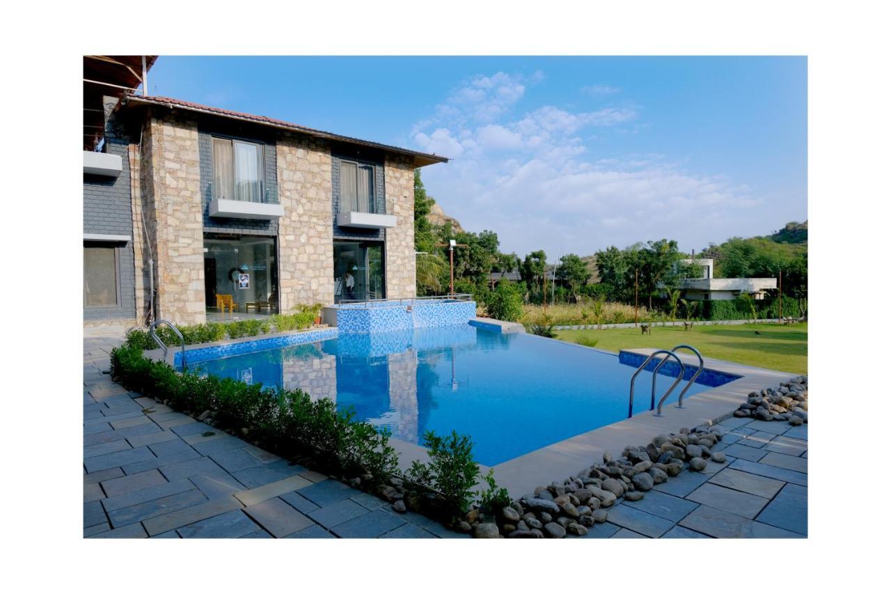 The Divine Hills Resort Nāi Екстериор снимка