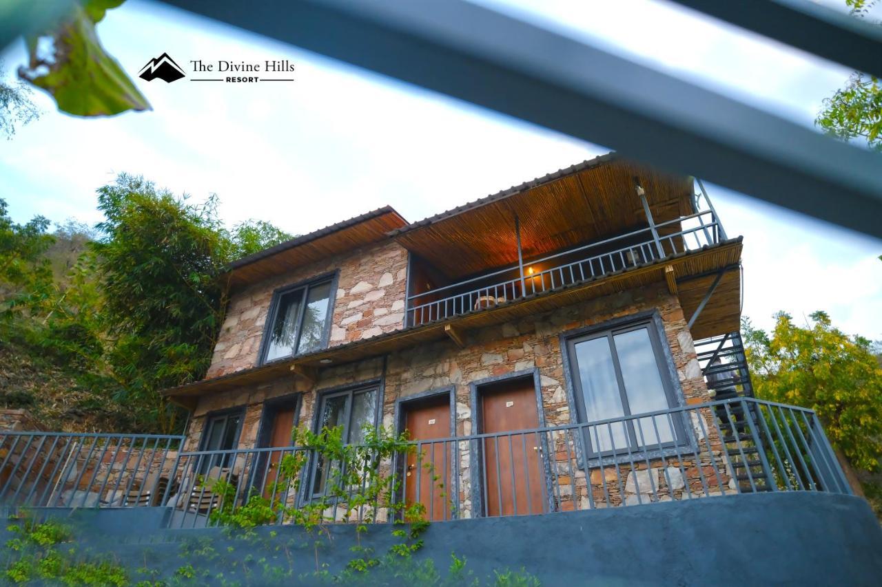 The Divine Hills Resort Nāi Екстериор снимка