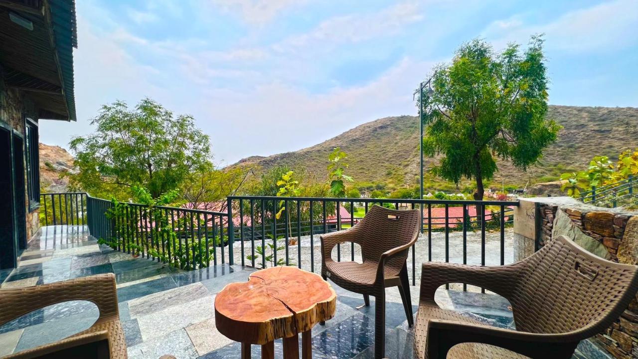 The Divine Hills Resort Nāi Екстериор снимка
