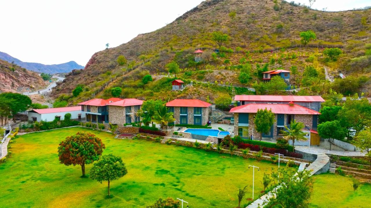 The Divine Hills Resort Nāi Екстериор снимка
