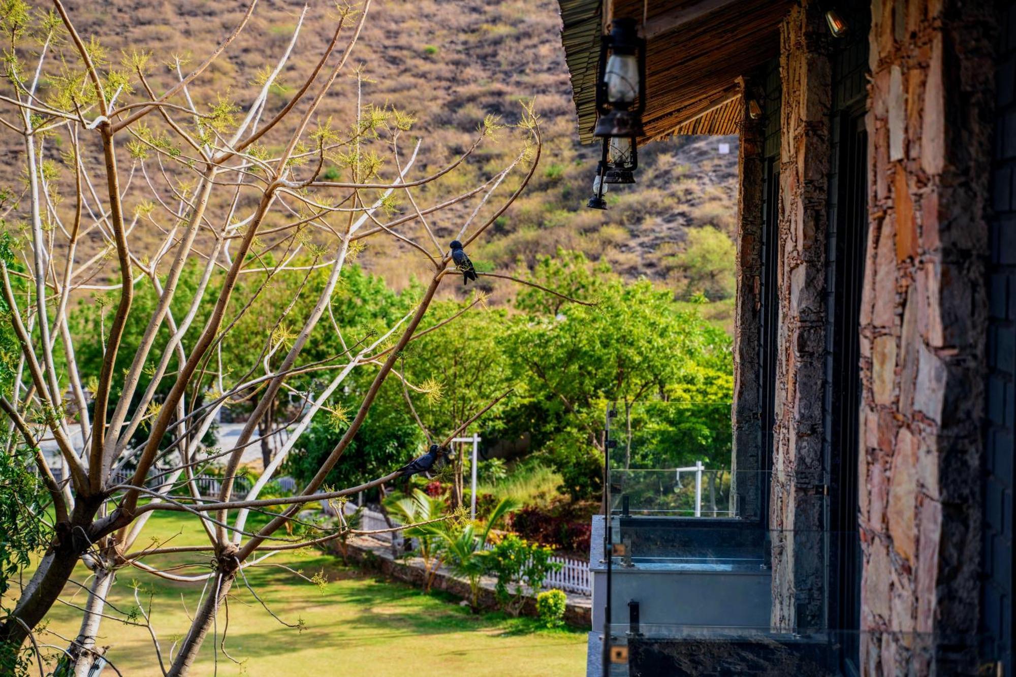 The Divine Hills Resort Nāi Стая снимка